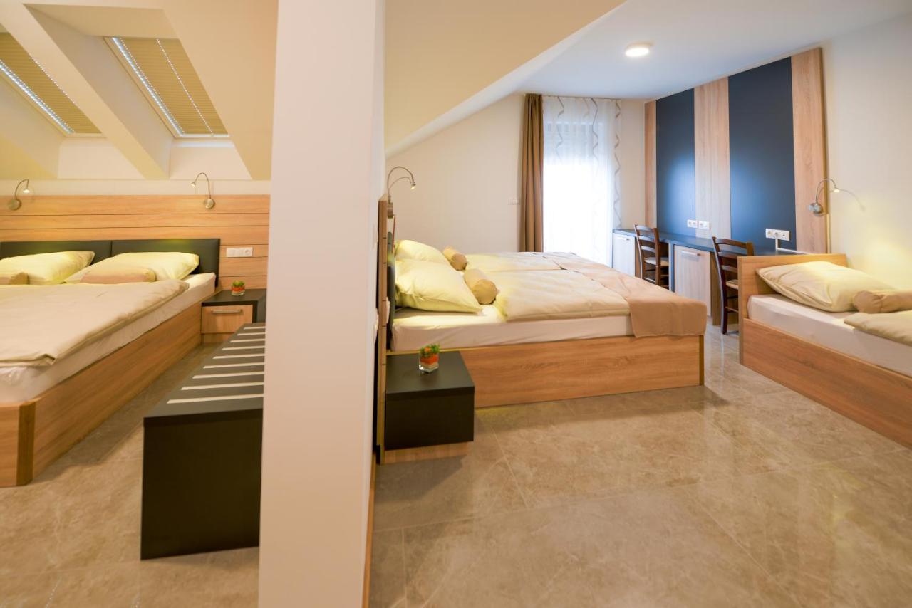 Hotel Baron Smlednik 외부 사진