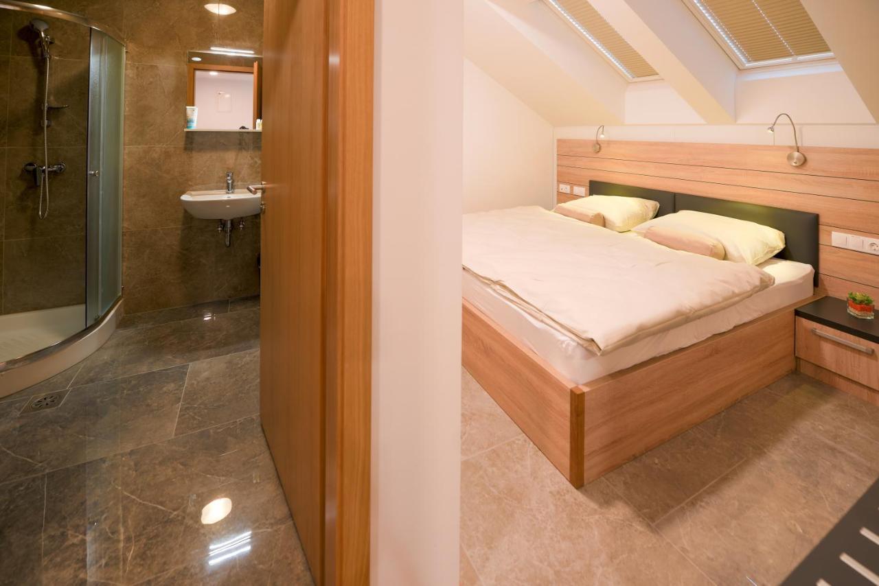 Hotel Baron Smlednik 외부 사진